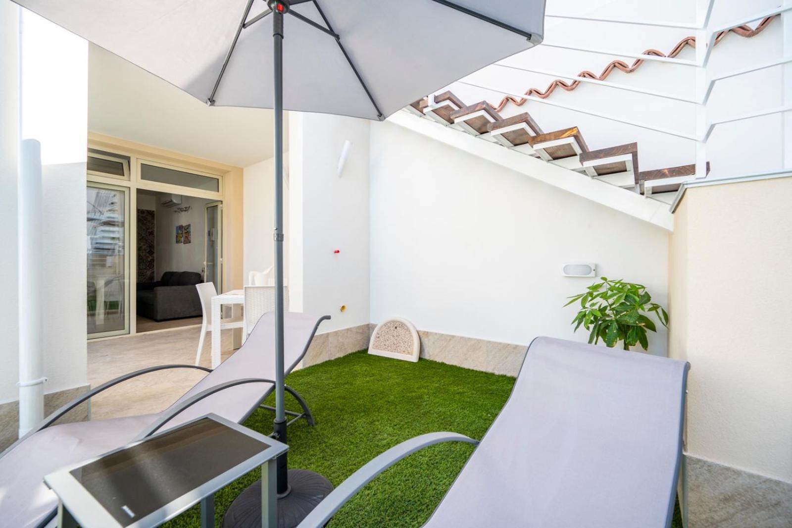 Profumi Di Sicilia - Fontane Bianche Apartment Bagian luar foto