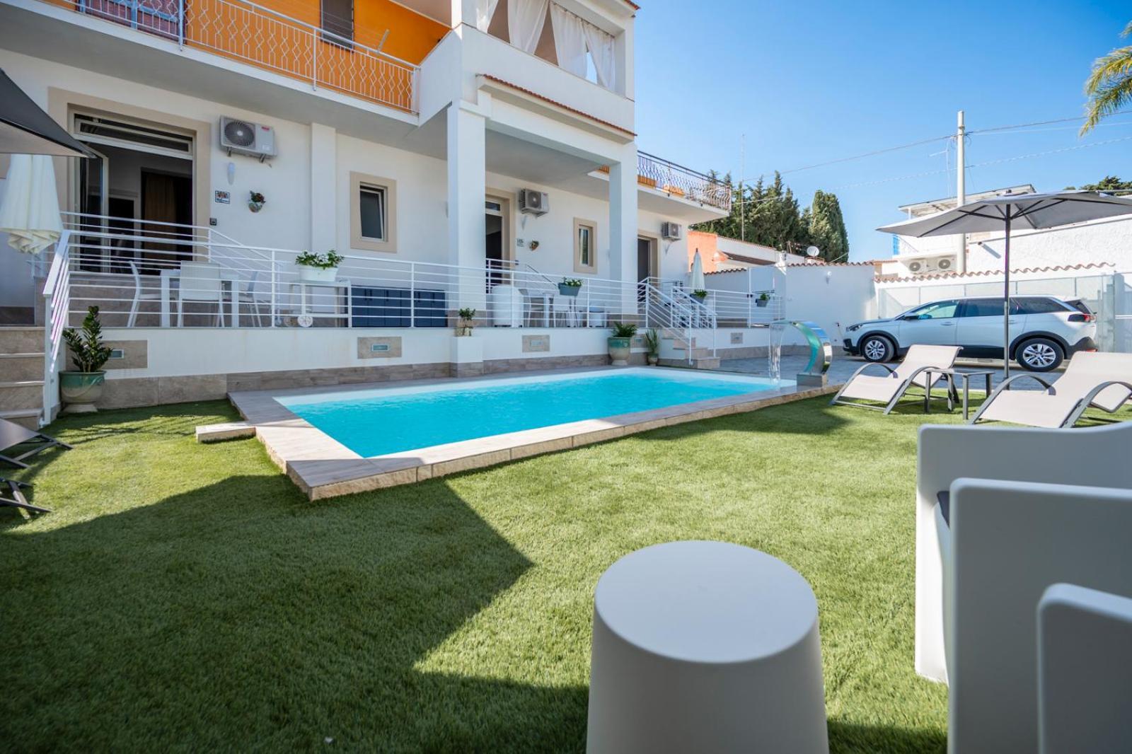 Profumi Di Sicilia - Fontane Bianche Apartment Bagian luar foto