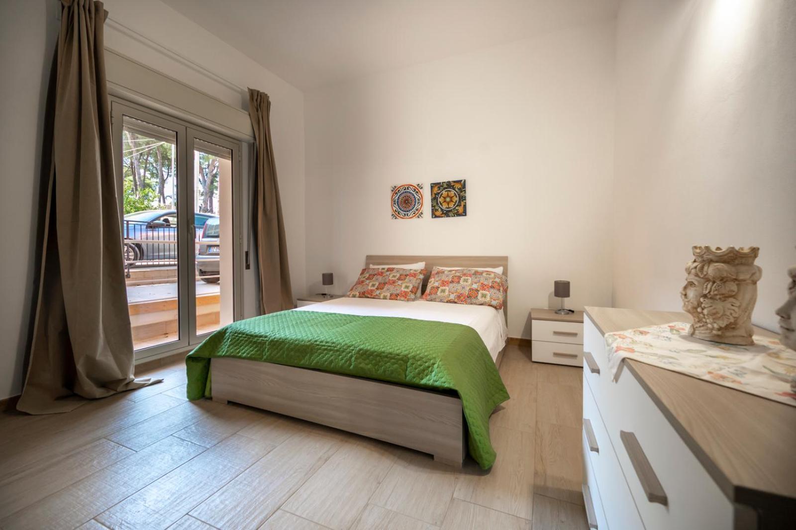 Profumi Di Sicilia - Fontane Bianche Apartment Bagian luar foto