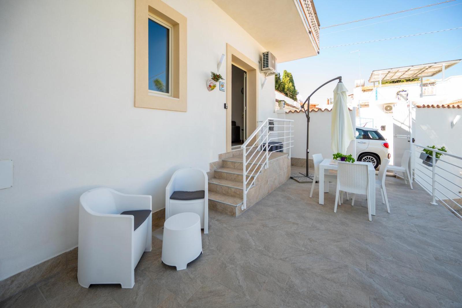 Profumi Di Sicilia - Fontane Bianche Apartment Bagian luar foto